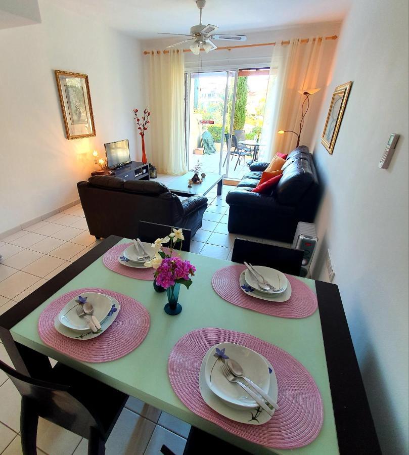 Villa Owls Nest Townhouse à Paphos Extérieur photo