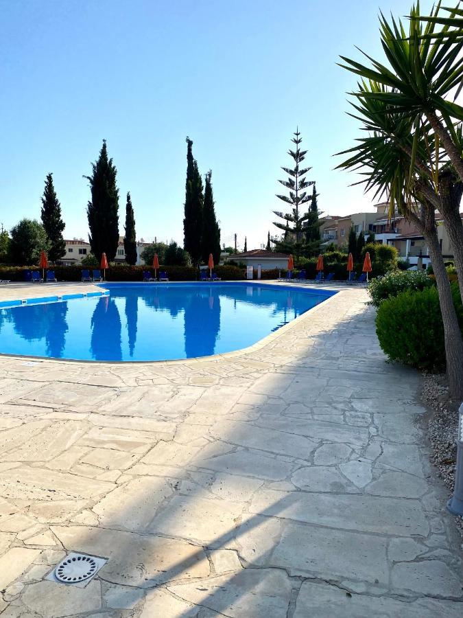 Villa Owls Nest Townhouse à Paphos Extérieur photo